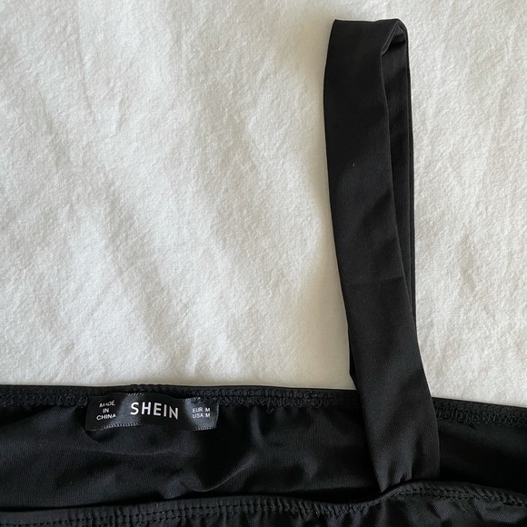 SHEIN WRAP TOP - Picture 4 of 4